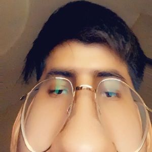 Meet your Posher, Nicholas